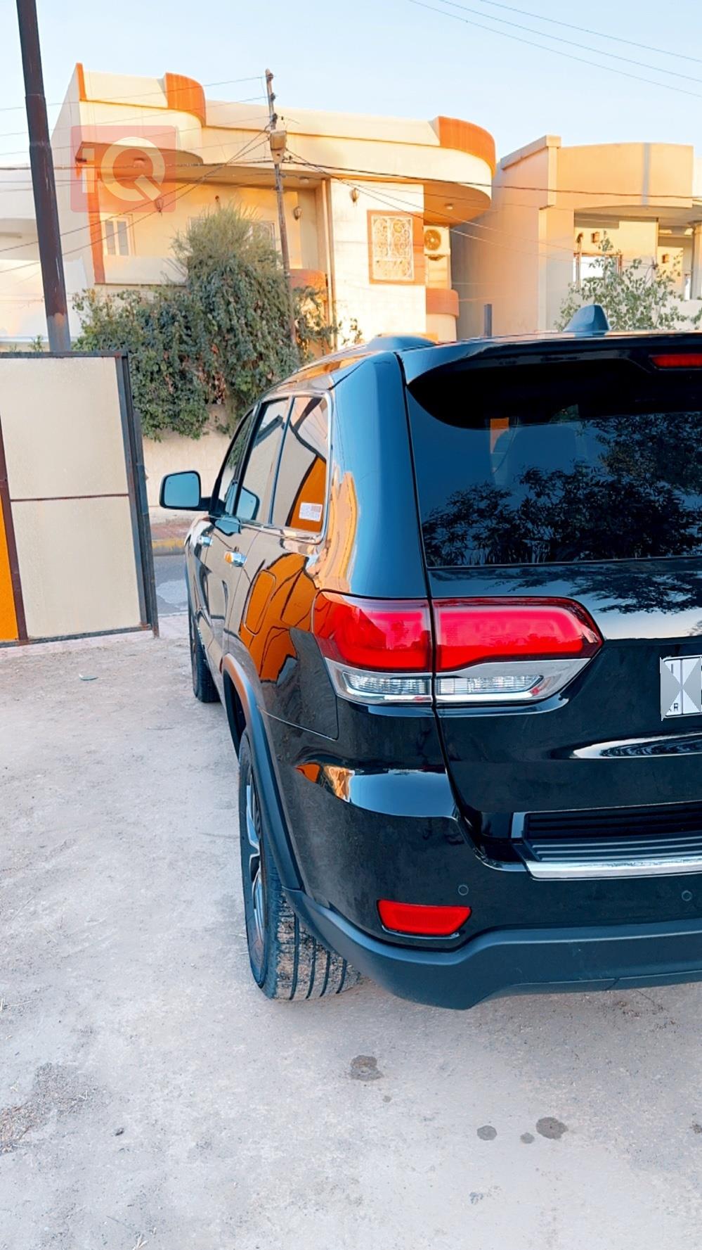 جيب جراند شيروكي